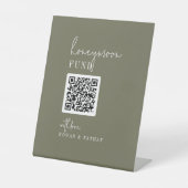 Modern Chic Olive Green QR Code Honeymoon Fund Sockelschild (Vorderseite)
