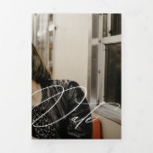 Modern Chic Statement Zwei Foto Save the Date Card Dreifach Gefaltete Einladung (Cover)