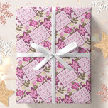 Modern Christmas Botanical Fa La La Geschenkpapier<br><div class="desc">Dieses Weihnachtspapier zeichnet sich durch ein modernes Blumenmuster-Design mit festlichem Fa La-La-Text aus.</div>