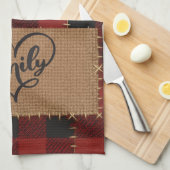 Modern Christmas Family Name Red Buffalo Plaid Geschirrtuch (Viertel Falte)