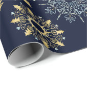 Modern Christmas Gold Blue Aquarell Snowflake Geschenkpapier (Rolleneckpunkt)