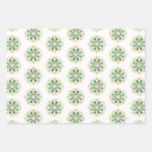 Modern Christmas Gold Green Snowflake Geschenkpapier Set (Vorderseite 3)