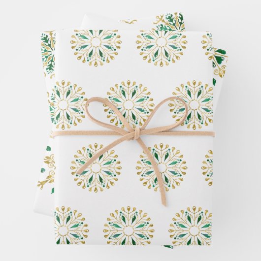 Modern Christmas Gold Green Snowflake Geschenkpapier Set (Beispiel)