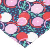 Modern Citrus Fruit Confetti Summer Midnight Tischdecke (Schrägansicht)