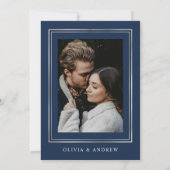 Modern Classic Navy Blue Floral Photo Wedding Einladung (Rückseite)