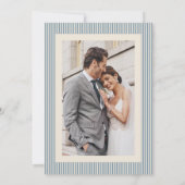 Modern Classic Save The Date Blue Striped Photo Einladung (Rückseite)