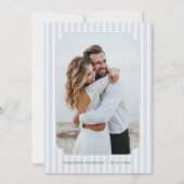 Modern Classic Stripes Dusty Blue Photo Wedding  Einladung (Rückseite)