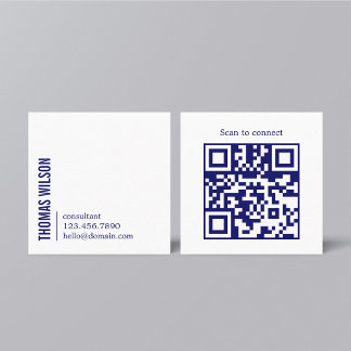 Modern Clean Bold Blue White Consultant QR code Quadratische Visitenkarte