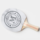 Modern Clean White Marble Wedding Monogram Tischtennis Schläger (Seitenansicht)