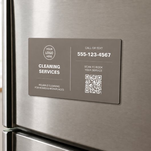 Modern Cleaning Services Logo QR Magnetkarte