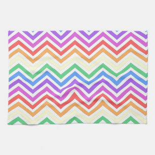 Modern, cool, trendy farbenfroher Regenbogen-Chevr Handtuch