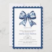 Modern Coquette Blue Floral Bow Graduation Party Einladung (Vorderseite)