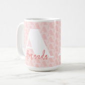 Modern Coral Initial White Letter Script Kaffeetasse (Vorderseite Links)