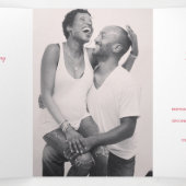 Modern Coral Red Konfetti Blume Blütenblätter Hoch Dreifach-gefaltete Programmkarte (Innenseite Mitte)