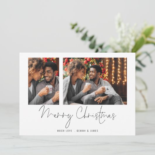 Modern Couple 2 Fotos Script Frohe Weihnachtskarte (Stehend Vorderseite)