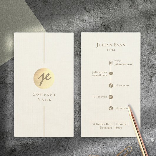 Modern Creamy White & Gold Luxe Script Monogram Visitenkarte
