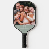 Modern custom Foto Monogram Name Sage Green Pickleball Schläger (Rückseite)