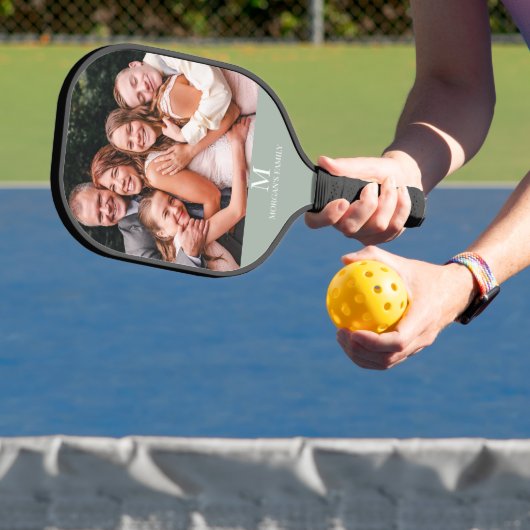 Modern custom Foto Monogram Name Sage Green Pickleball Schläger (InSitu)
