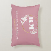 Modern Custom Monogram Anniversary Keepsake Dekokissen (Vorderseite(Vertikal))