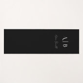 Modern Custom Monogram Initials Name Black Yogamatte (Vorderseite (Horizontal))