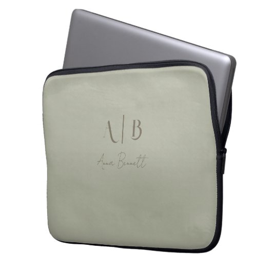 Modern Custom Monogram Initials Name Dusty Sage Laptopschutzhülle (Vorderseite Links)