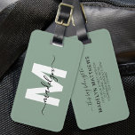 Modern Custom Sage Green Monogram Name Gepäckanhänger<br><div class="desc">Erstellen Sie Ihre eigene stilvolle moderne Custom World Traveller Girly Sage Green Name Monogram Gepäckmarke. Diese schicke und spielerische Gepäckmarke verleiht Ihren Reiseleistern eine frische und lebendige Touch und ist damit das perfekte Accessoire für alle, die sich auf Erkundungstouren Lieben wünschen. Die Vorderseite weist ein fett weißes Monogramm-Initial-Set auf, das...</div>