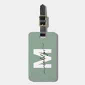 Modern Custom Sage Green Monogram Name Gepäckanhänger (Vorderseite vertikal)