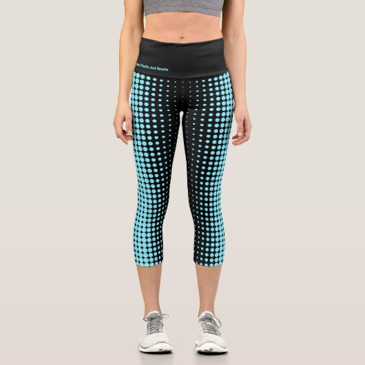 Modern Custom Text Electric-Blue Halftone on Black Capri Leggings (Vorderseite)