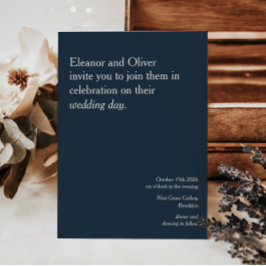 Modern Deep Navy Blue Typografie Stilvolle Hochzei Einladung