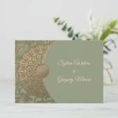 Modern Earth tone Sage green & gold classicmandala Einladung (Stehend Vorderseite)