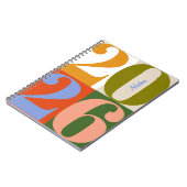 Modern Earthy Bold Year Blocks Custom Title Notizblock (Linke Seite)