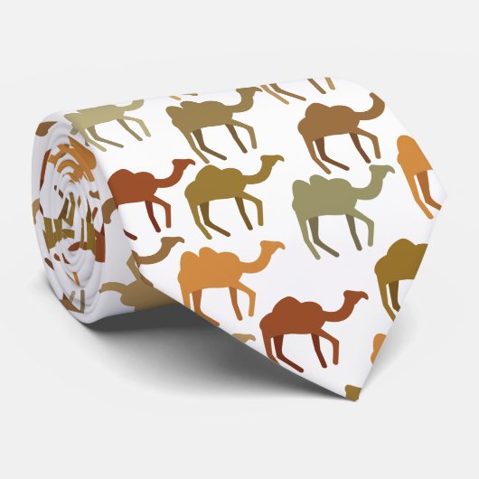 Modern Earthy Camel Pattern Krawatte (Gerollt)