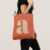 Modern Earthy Orange Bold Retro Monogram Initial Tasche (Von Nahem)
