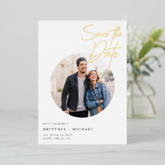 Modern einfach Save the Date Folieneinladung (Stehend vorne)