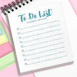 Modern einfaches Skript zum Auflisten von Notepad Notizblock<br><div class="desc">Ein einfaches und modernes aquamarin-Blau-Weiß-Notizblock mit den Worten "To do List" in einem Script-Schriftart. Personalisieren Sie es mit Ihrem Namen. Macht Spaß für Valentinstag,  Geburtstage oder jede Gelegenheit! Entworfen für Sie von BlackBerry Boulevard.</div>
