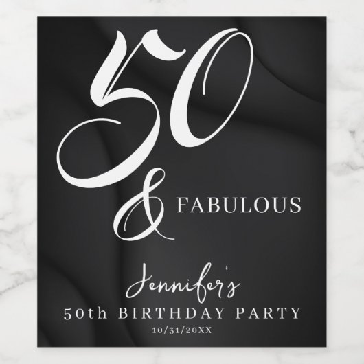 Modern Elegant Black White Fifty Fabulous Birthday Weinetikett (Einzelnes Label)