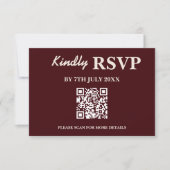 Modern Elegant Burgundy Wedding QR CODE RSVP Karte (Vorderseite)