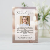 Modern Elegant Funeral Sympathy Memorial Photo Dankeskarte (Stehend Vorderseite)