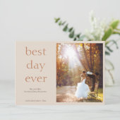 Modern Elegant Photo Best Day Ever Wedding Dankeskarte (Stehend Vorderseite)
