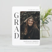 Modern Elegant Photo Black and White Graduation Dankeskarte (Stehend Vorderseite)