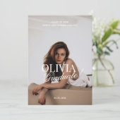 Modern Elegant Photo Typography Script Grad Ankündigung (Stehend Vorderseite)