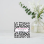 Modern Elegant Pink Zebra Print Custom Quadratische Visitenkarte (Stehend Vorderseite)