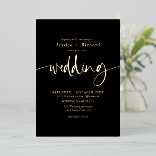 Modern elegant simple gold wedding script folieneinladung (Stehend vorne)