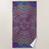 Modern & elegant Stilvoll Mandala Boho Dark Lila Strandtuch (Vorderseite)