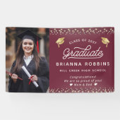 Modern Elegantes Script Gold Abschluss Foto Maroon Banner (Horizontal)