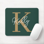 Modern Emerald Green Gold Monogram Script Mousepad (Mit Mouse)