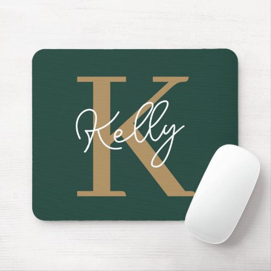 Modern Emerald Green Gold Monogram Script Mousepad (Mit Mouse)
