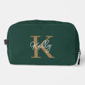 Modern Emerald Green Gold Monogram Script Waschbeutel (Vorderseite)