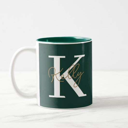 Modern Emerald Green Monogram Script Zweifarbige Tasse (Links)