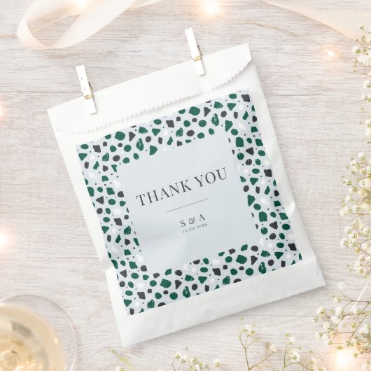 Modern Emerald Terrazzo & Confetti Geschenktütchen (Ausgeschnitten)